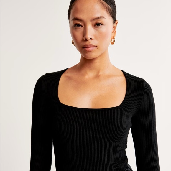 Abercrombie & Fitch Long-Sleeve Ottoman Squareneck Bodysuit - Picture 3 of 3